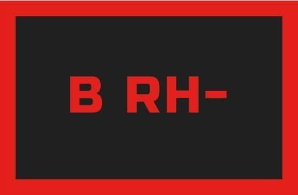ODZNAKA NA RZEP REBELHORN GRUPA KRWI B RH- BLACK/RED 50X80MM