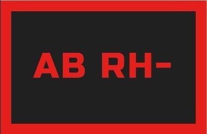 ODZNAKA NA RZEP REBELHORN GRUPA KRWI AB RH- BLACK/RED 50X80MM