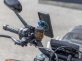 Podstawa montowana w obejmie pompy hamulca/sprzęgła Quad Lock®