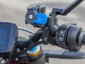 Podstawa montowana w obejmie pompy hamulca/sprzęgła Quad Lock®